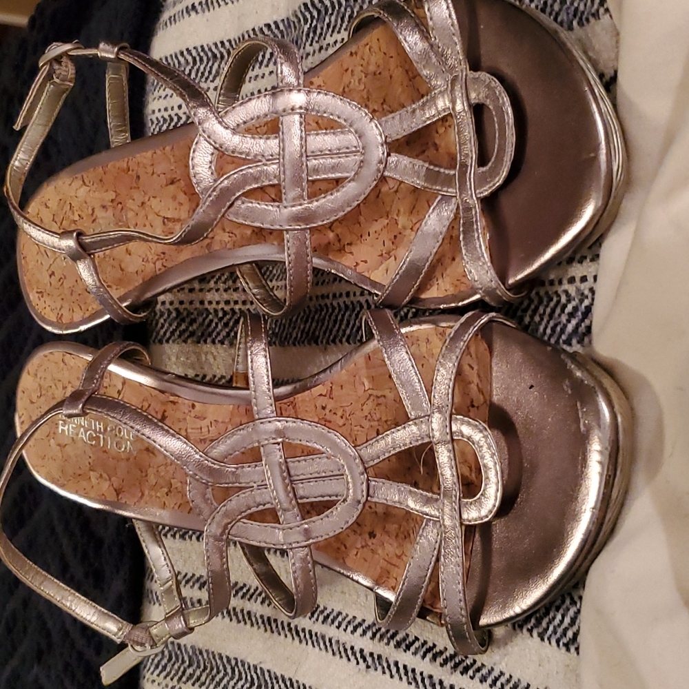 Kenneth Cole silver wedge sandal. Size 10